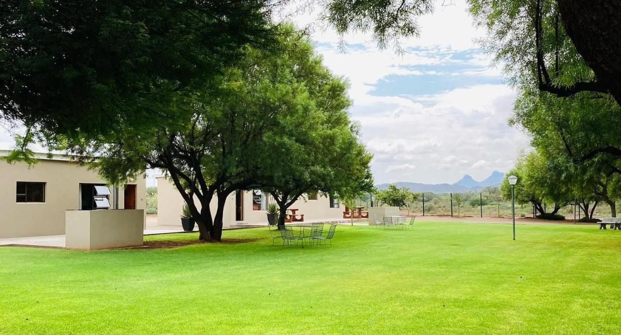 Villa Travalia Guest Farm Nelspoort Exterior foto